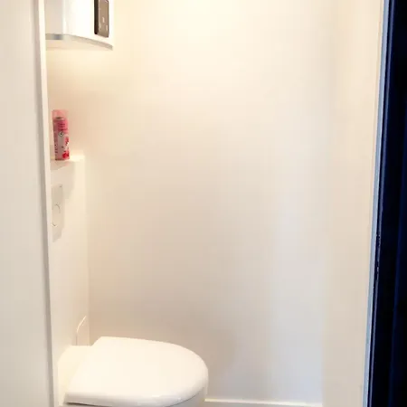 8 Min De La Plage, 2 De La Gare, 15 De St-nazaire * La Baule-Escoublac